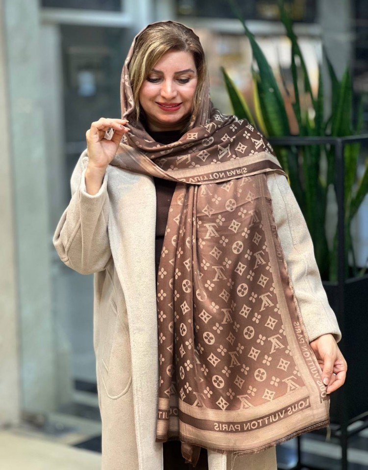 شال طرح مارک code:3004