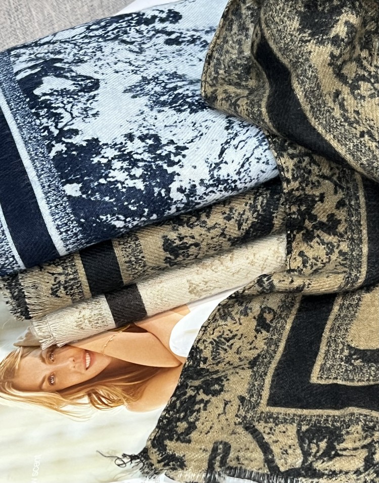 شال موهر دیور code:3018