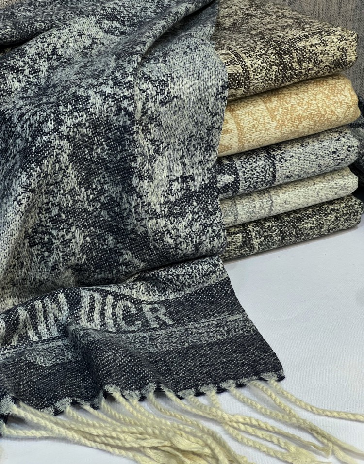 شال موهر ریشه دار مارک دیور جنگل وارداتی code:3039