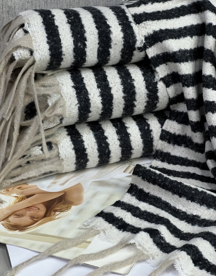 بیگ اسکارف راه راه وارداتی code:3058