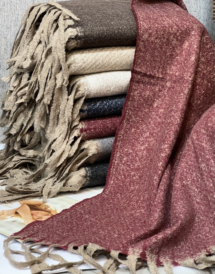 شال موهر کوبیده دورو ریشه دار وارداتیcode:3080