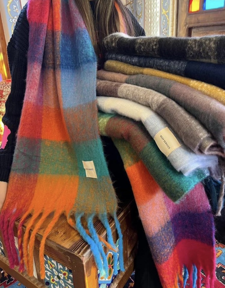 بیگ اسکارف پینترستی چهارخونه ی وارداتیcode:3029