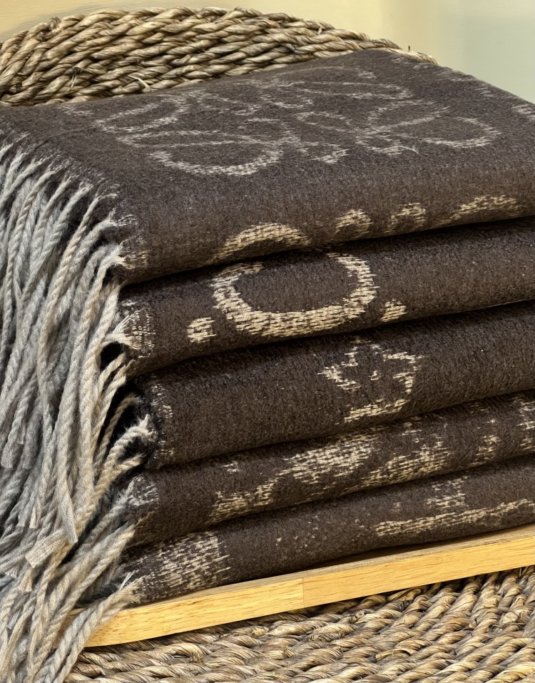 شال موهر مارک دورو ریشه فیتیله ای وارداتی code:3106