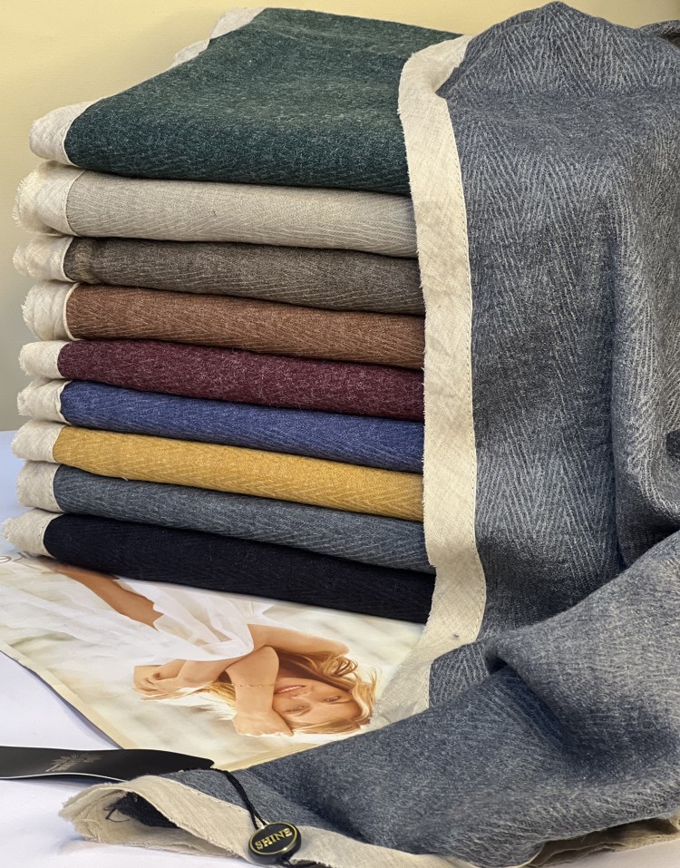 شال پاییزه زاپدار code:3107