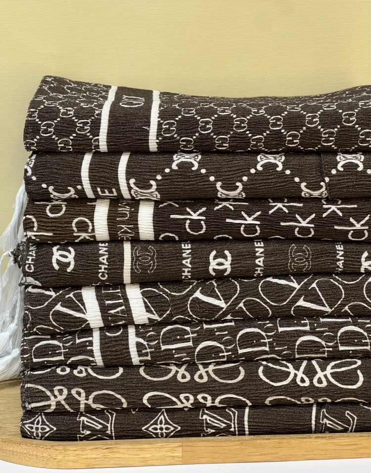 شال پلیسه طرح مارک code:3143