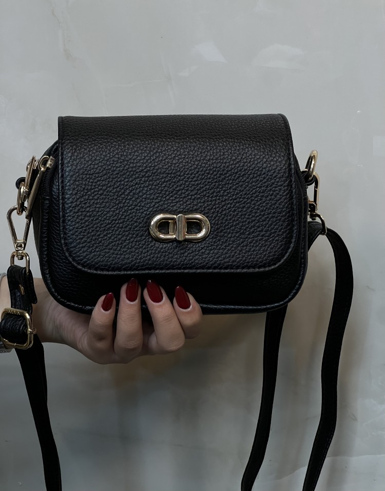 کیف چرمی رو دوشی دوزیپcode:3157