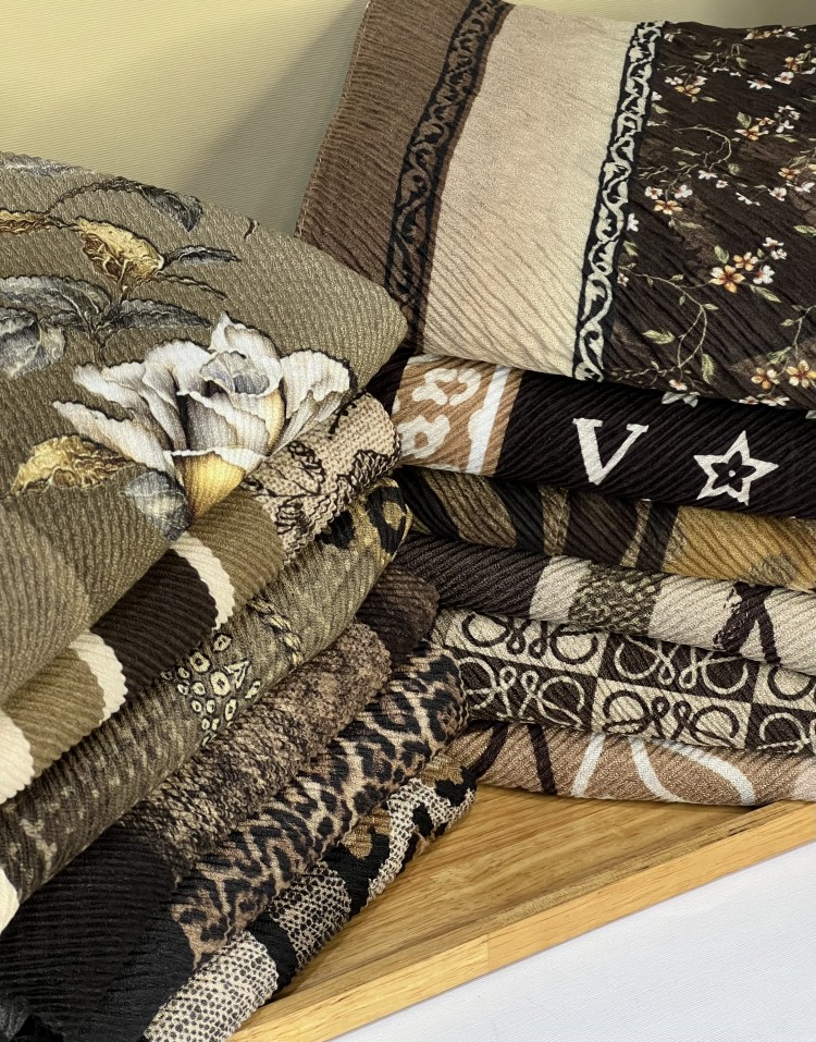 روسری پلیسه طرحدار متنوعcode:3173