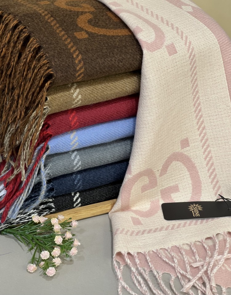 شال دورو‌موهر مارک گوچی وارداتی code:3231