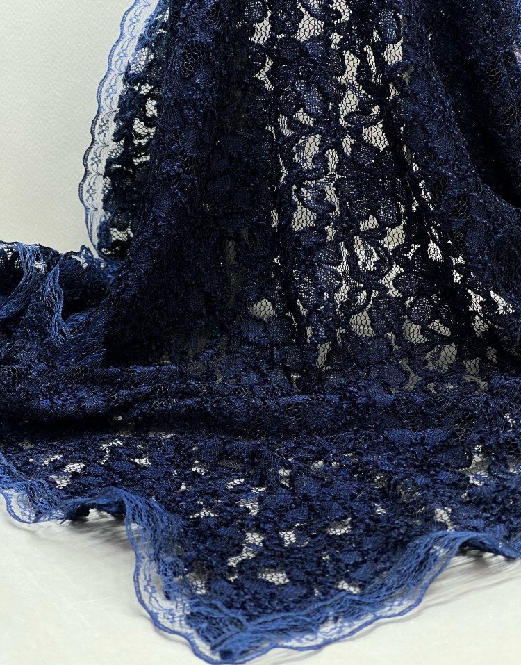 روسری سه گوش دور گیپور وارداتی code:3270